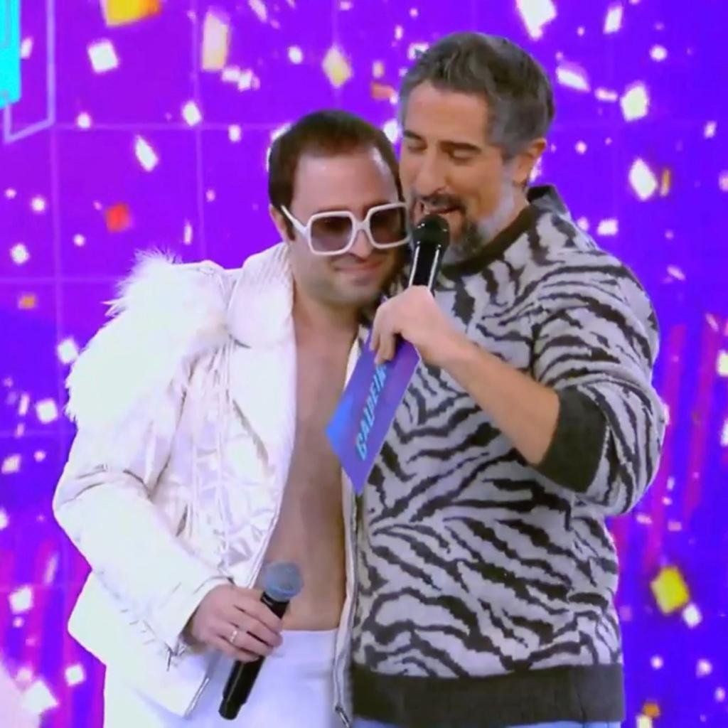 Rafael Dentini com Marcos Mion no Caldeirão